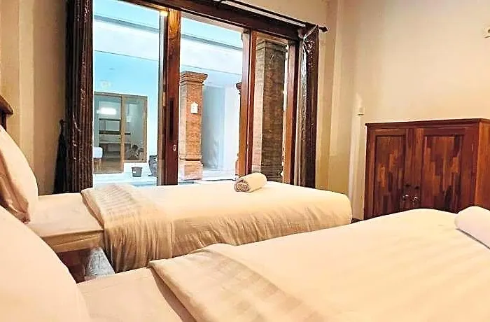 Milky Way Hotel 3*